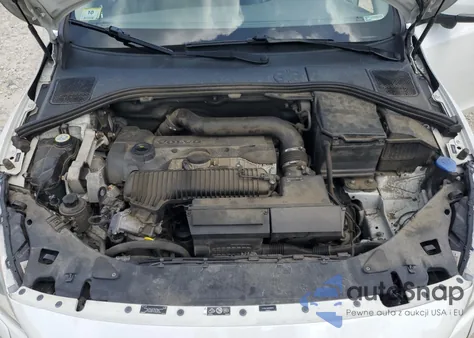 2013 Volvo S60 T5 z USA, uszkodzony, nr VIN YV1612FH0D1228378